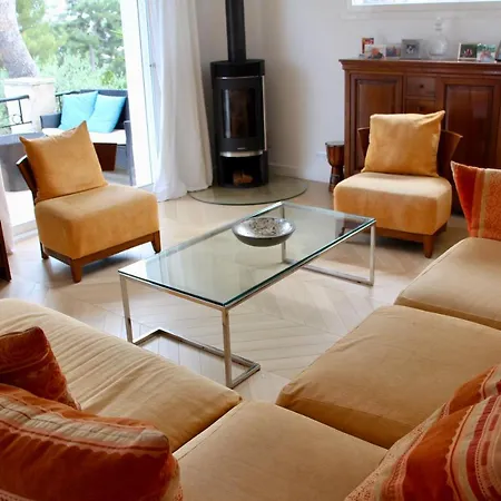 Sea View - - - Pool - Art Deco Villa