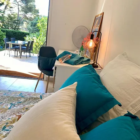 Sea View - - - Pool - Art Deco Villa *